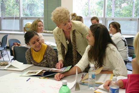 Teaching and Learning in Postsecondary Education Graduate Certificate