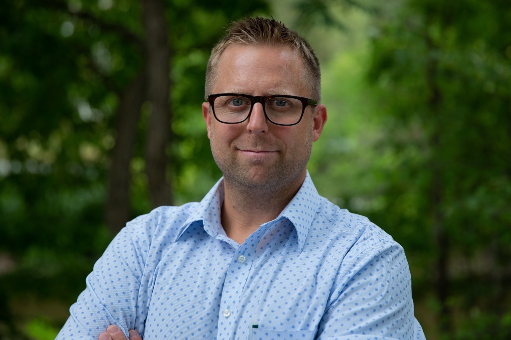 scott farver headshot